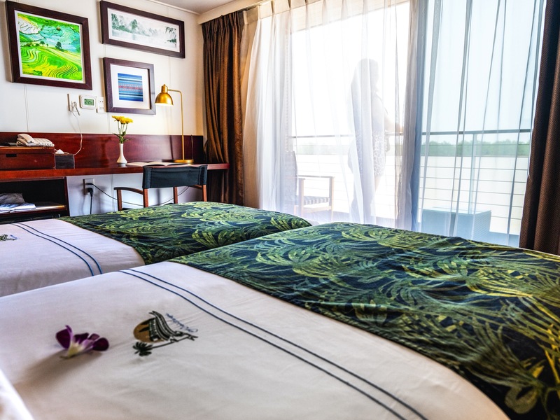 Main Deck Twin Room with 1 Spare Bed